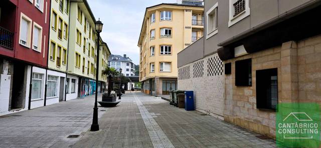 Local comercial en Venta en Navia