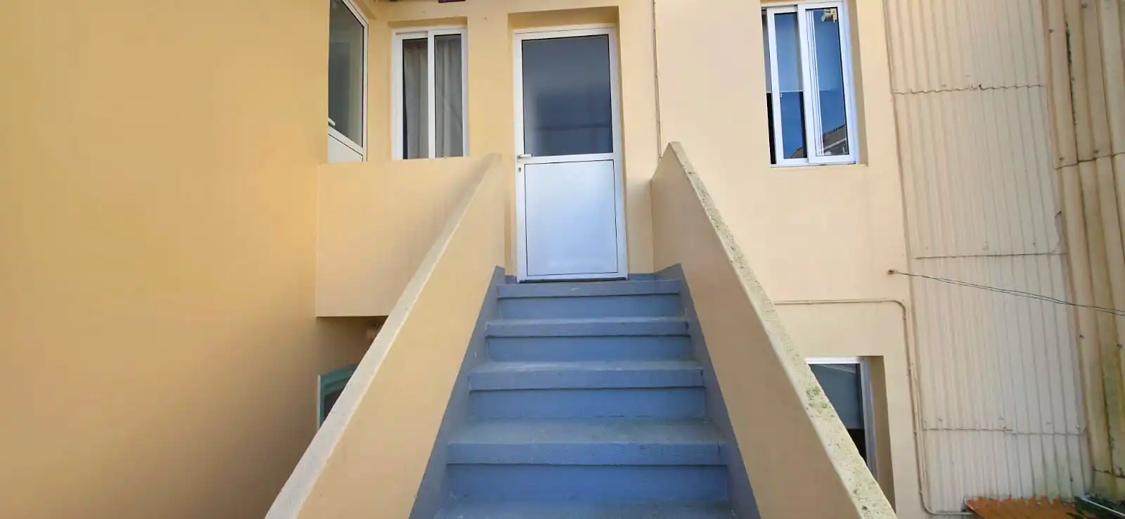 Vista exterior de Piso en venta en Narón con Calefacción, Terraza y Amueblado