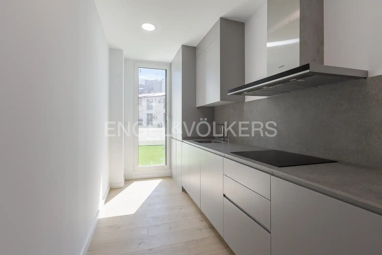 Cocina de Piso de alquiler en Valencia con Aire acondicionado, Calefacción y Parquet