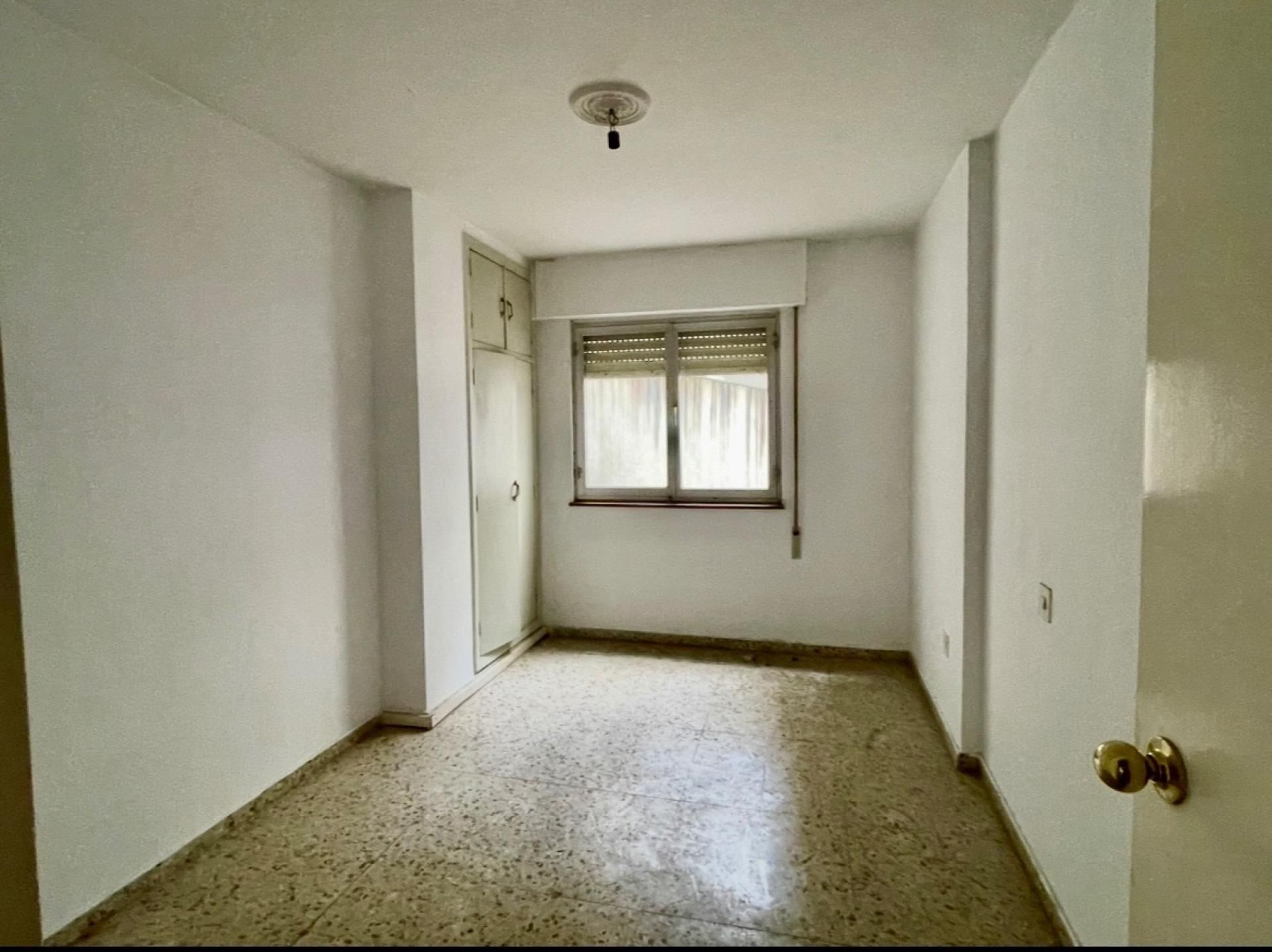 Dormitori de Pis en venda en Ponferrada amb Terrassa i Balcó