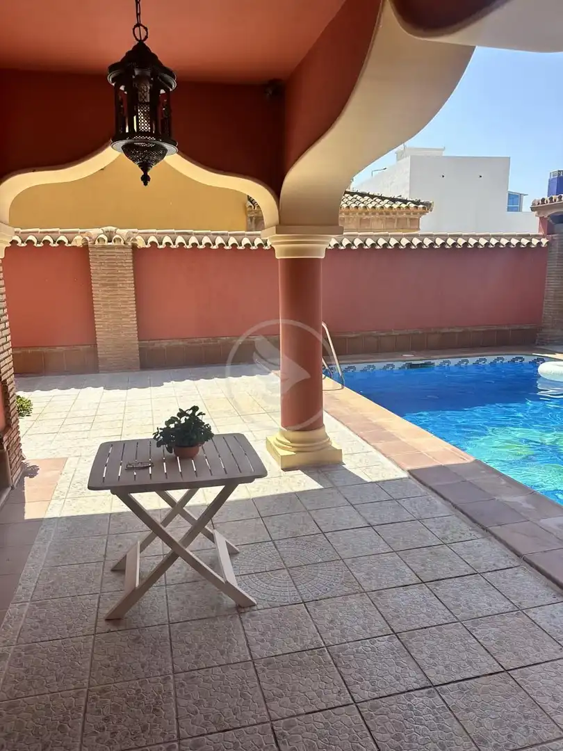 Vista exterior de Casa o xalet en venda en Fuengirola amb Aire condicionat i Terrassa