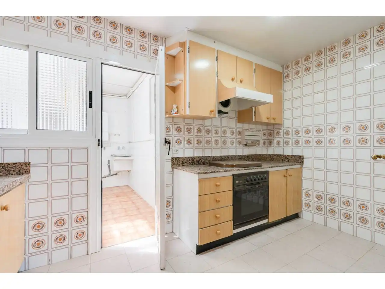 Kitchen of Flat for sale in Terrassa  with Heating and Balcony