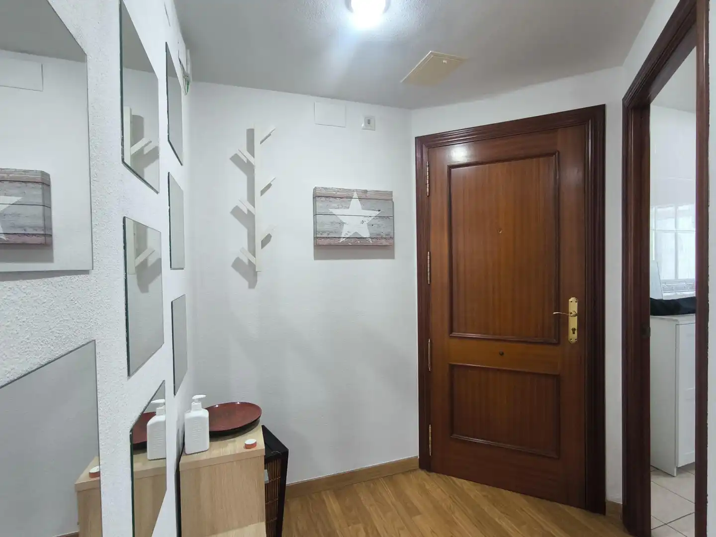 Flat with balcony for sale in VIOLANT D'HONGRIA, imagen 9