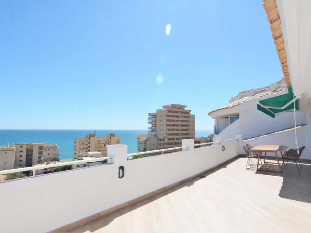 Terrasse von Wohnungen zur Miete in Fuengirola mit Klimaanlage, Schwimmbad und Möbliert