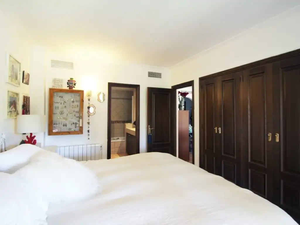 Dormitori de Apartament en venda en Calvià amb Aire condicionat, Jardí privat i Terrassa