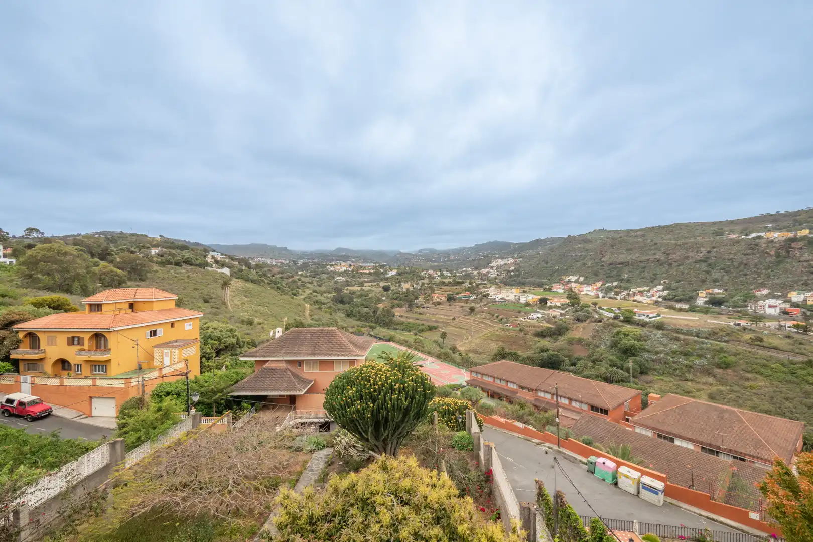 Vista exterior de Casa o chalet en venta en Santa Brígida con Jardín privado, Terraza y Trastero