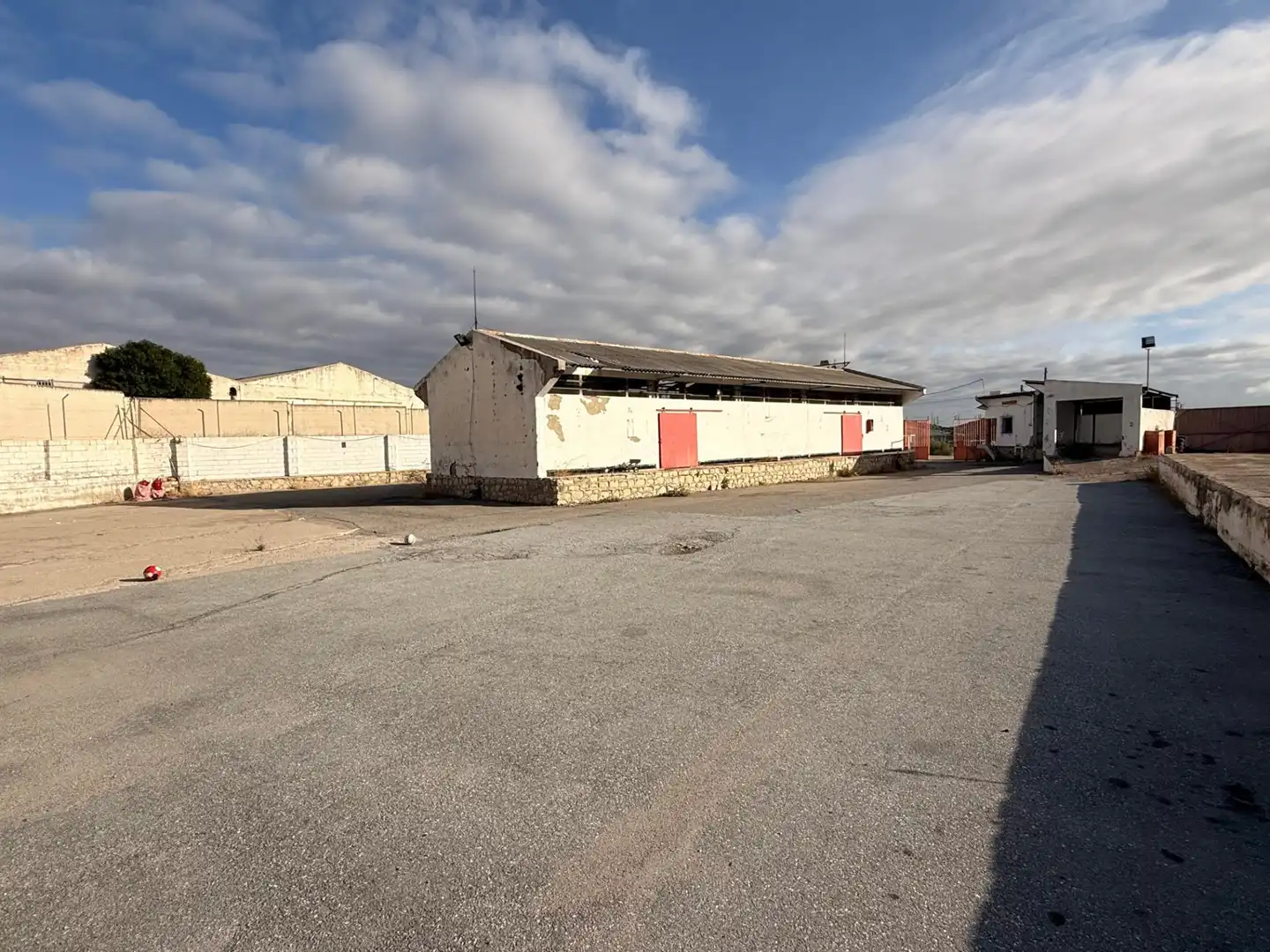 Vista exterior de Terreno industrial en venta en Jaén