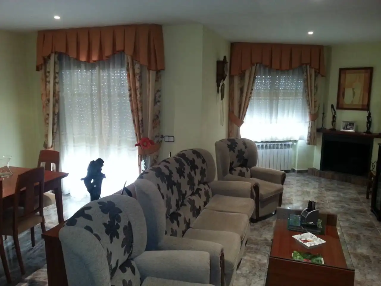 Sala d'estar de Casa o xalet en venda en Subirats amb Terrassa, Traster i Moblat