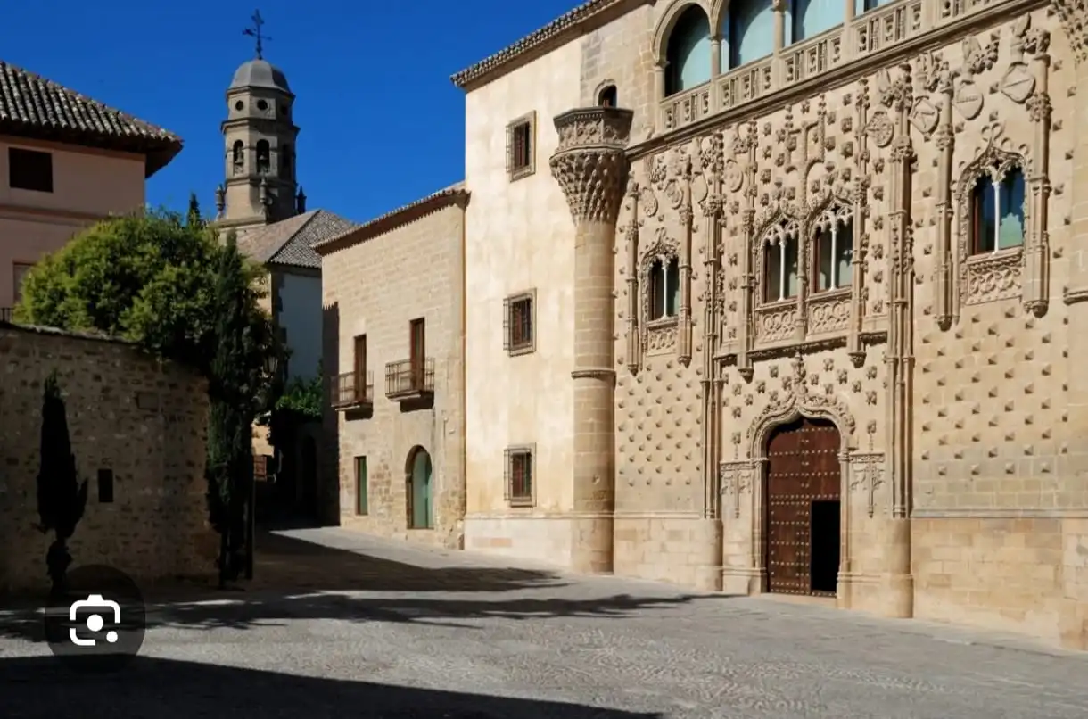 Inmuebles singulares con ascensor en venta en Baeza