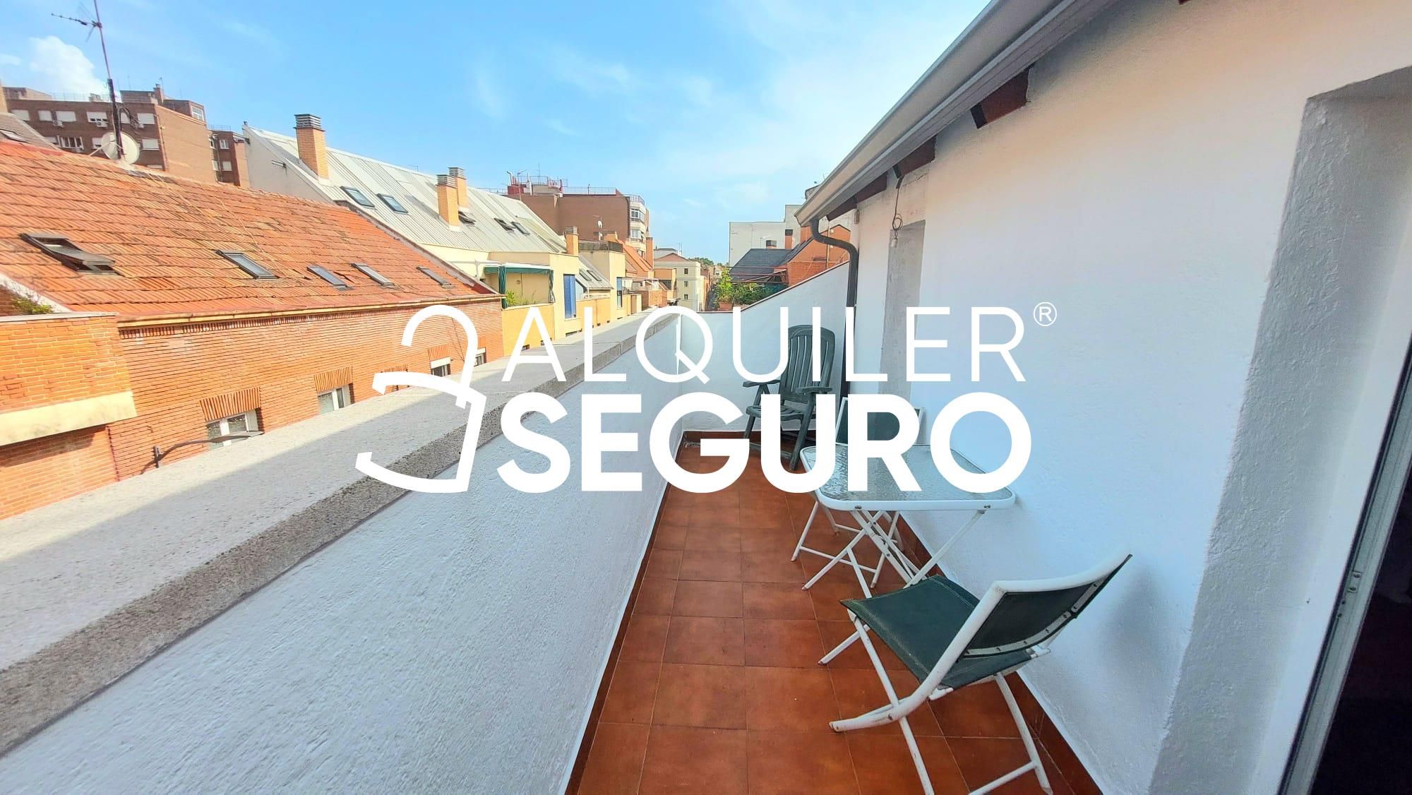 Terrace of Attic to rent in  Madrid Capital  with Terrace and Furnished