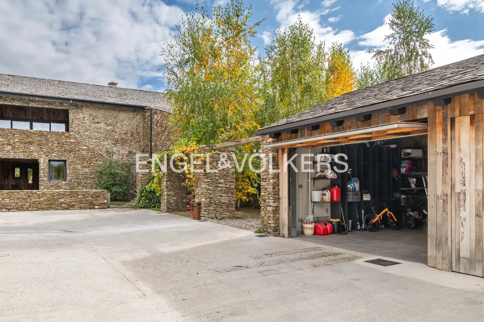 Vista exterior de Casa o chalet en venta en Bolvir con Calefacción, Jardín privado y Parquet