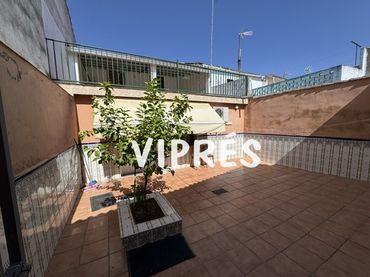 House for sale in Esparragalejo