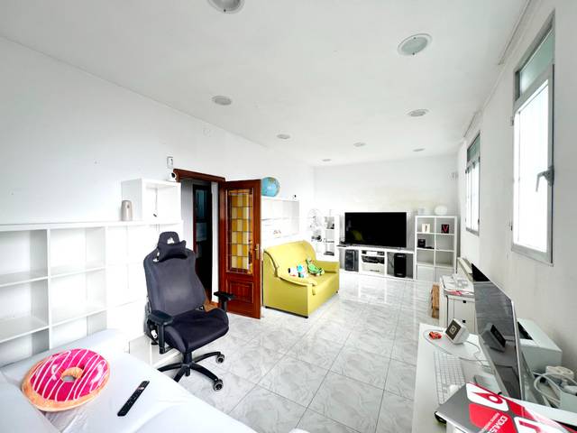 Piso en Venta en Calle de María Zayas en Berruguete