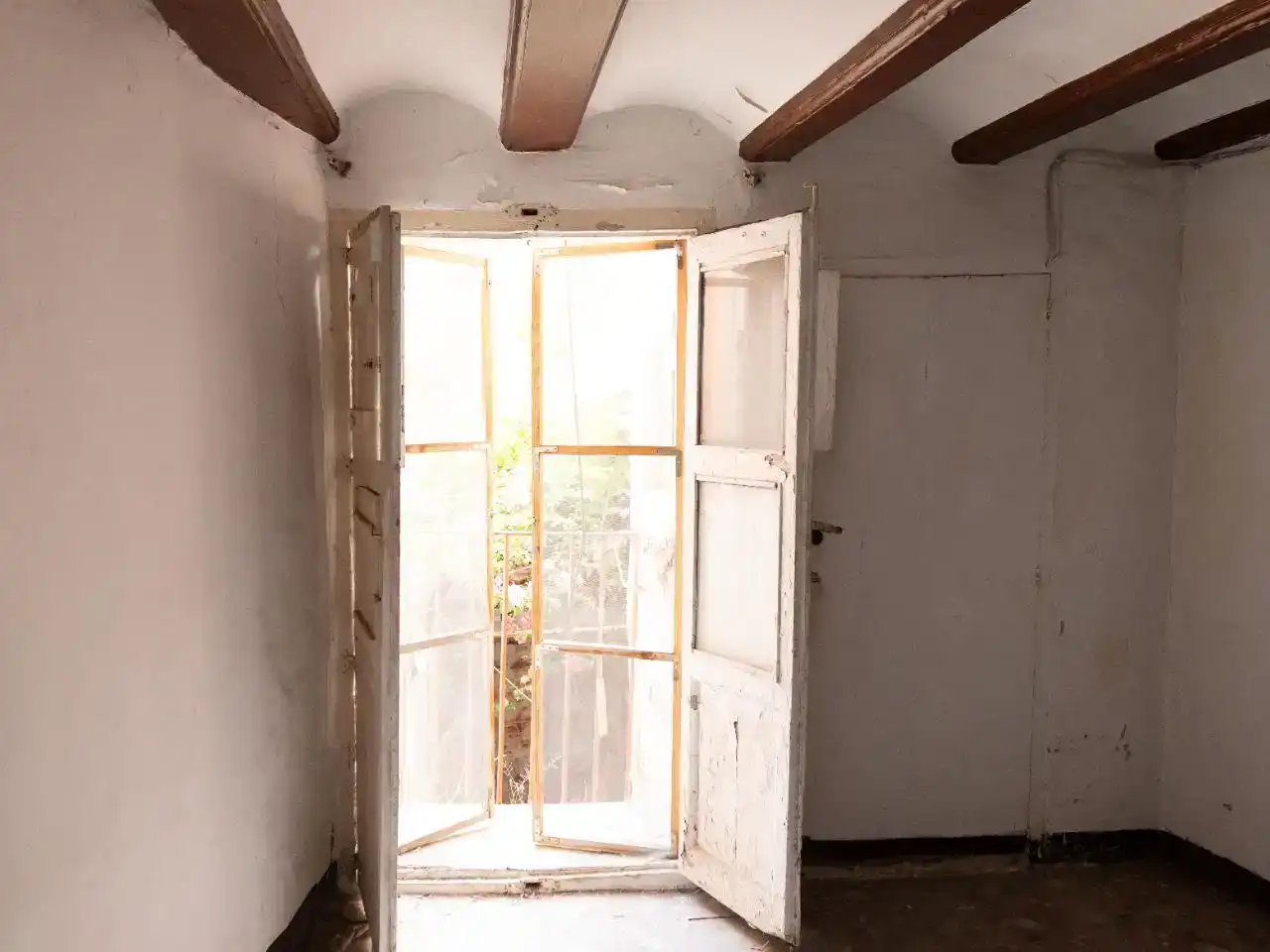 Flat for sale in  Valencia Capital  with Balcony