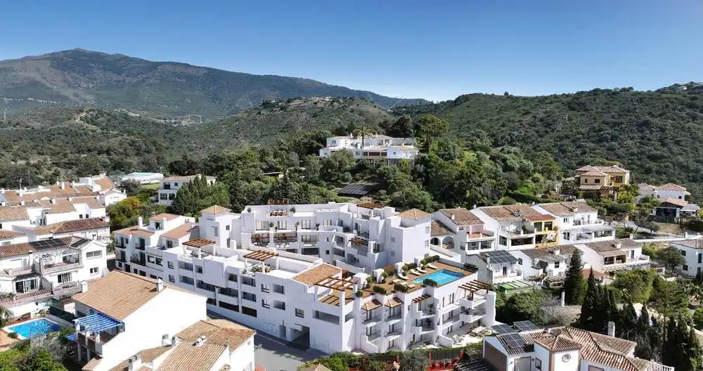 Apartamento con ascensor en venta en Benahavís pueblo, imagen 12