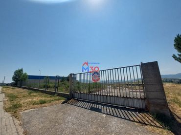 Terrenys i solars en venda a Bayas - Polígono