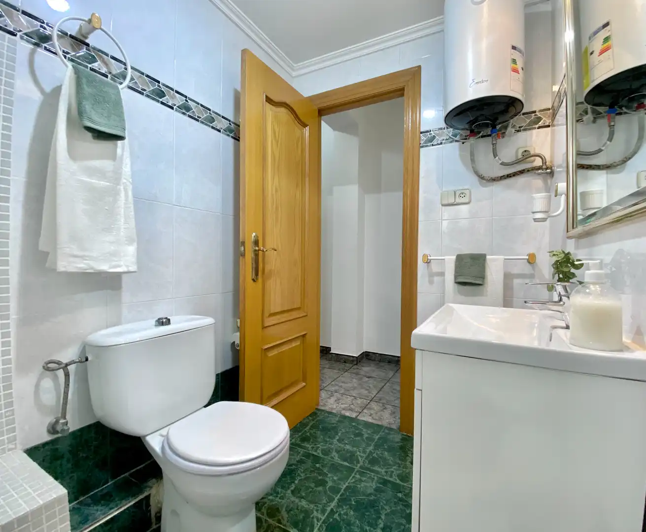 Bathroom of Flat for sale in Massamagrell  with Air Conditioner and Balcony