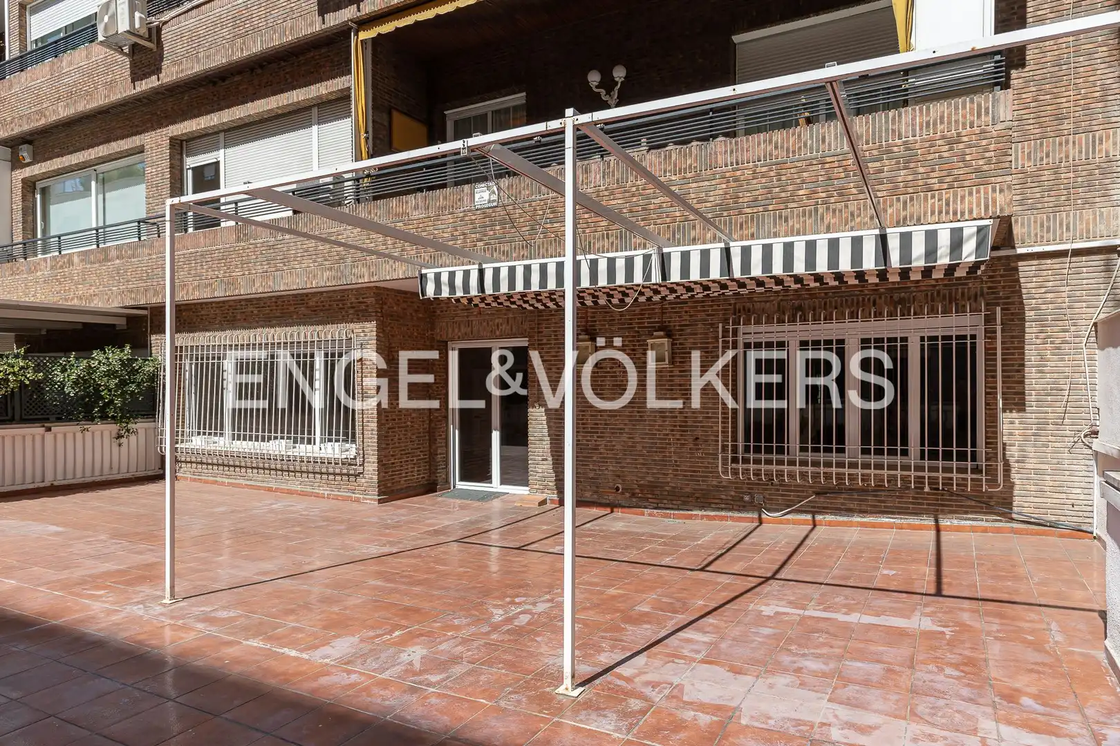 Terraza de Piso en venta en Madrid con Calefacción, Terraza y Trastero