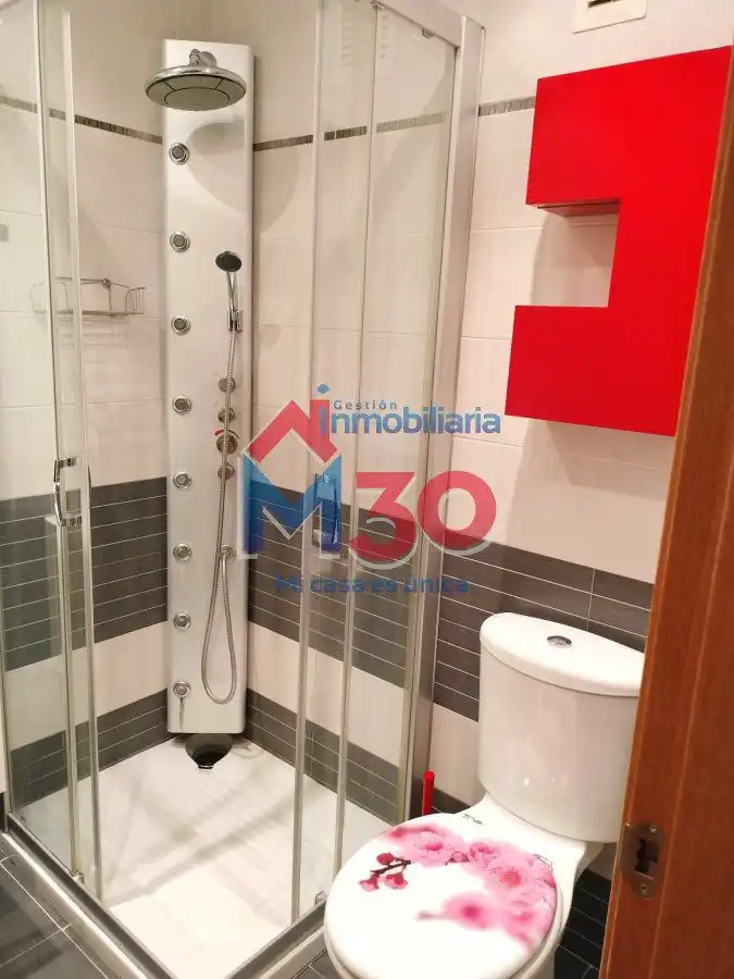 Baño de Piso en venta en Miranda de Ebro con Calefacción, Terraza y Trastero