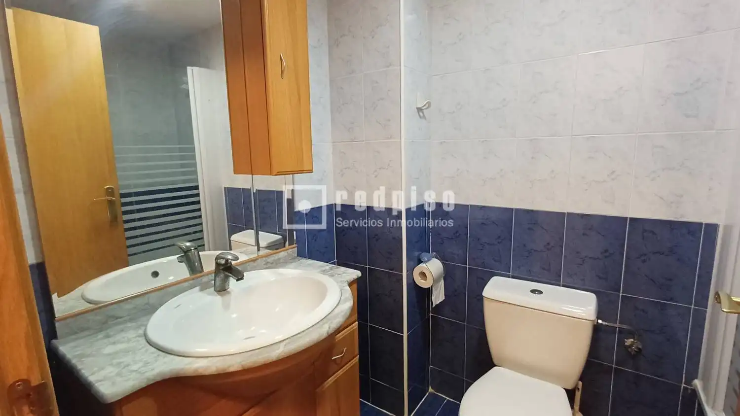 Baño de Piso en venta en Madrid con Calefacción, Parquet y Trastero