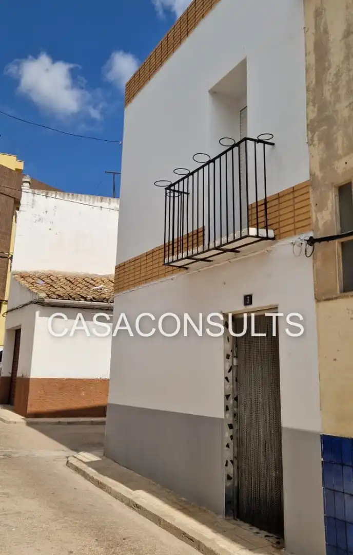 House with terrace for sale in Vall d'Alba, imagen 3