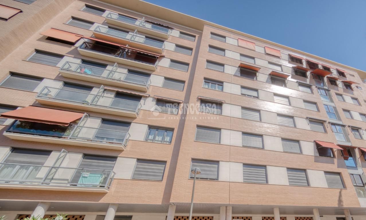 Exterior view of Flat for sale in Valladolid Capital  with Heating