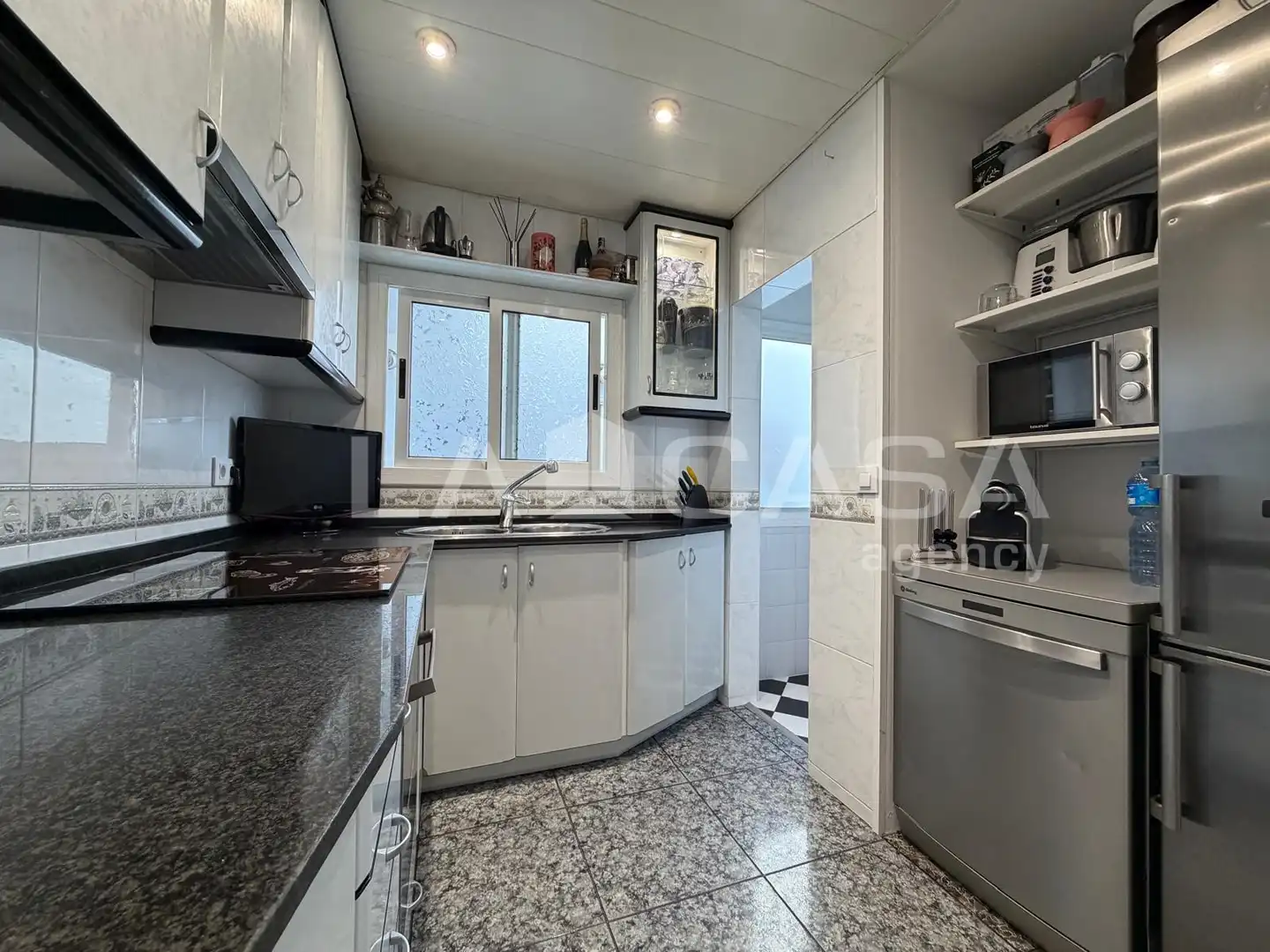 Kitchen of Flat for sale in Singuerlín