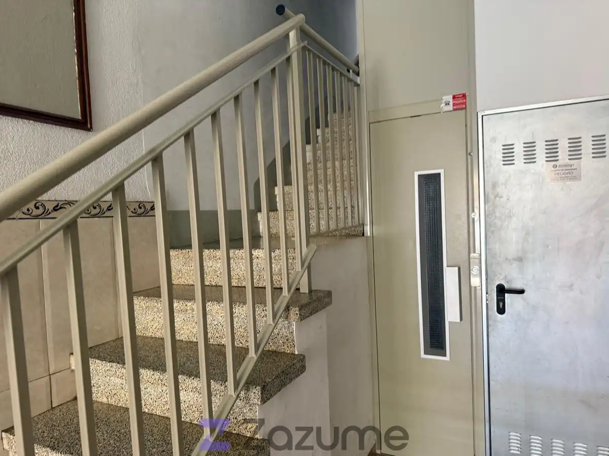 Piso de alquiler en Requena con Amueblado, Horno y Lavadora