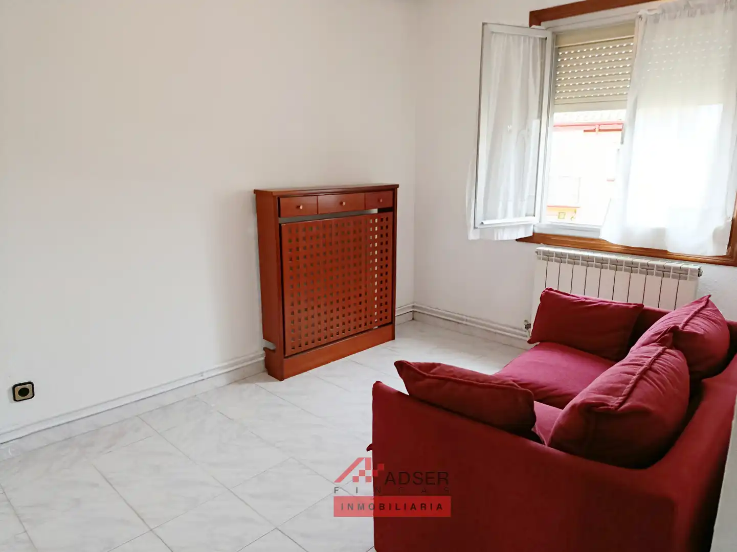 Wohnzimmer von Wohnung zum Verkauf in  Logroño mit Heizung und Balkon
