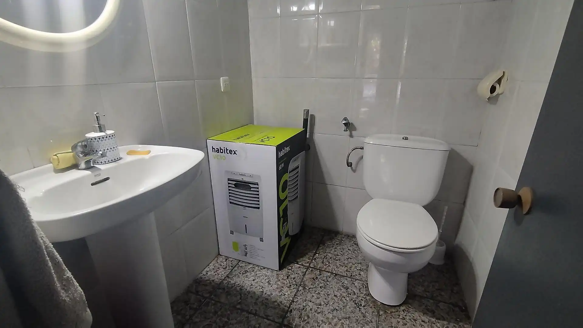 Badezimmer von Haus oder Chalet zum Verkauf in Santa Maria de Palautordera mit Heizung und Balkon