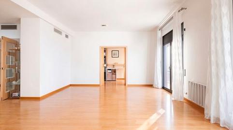 Foto 2 de Piso en venta en Carrer de Can Mates, Centre - Estació, Barcelona