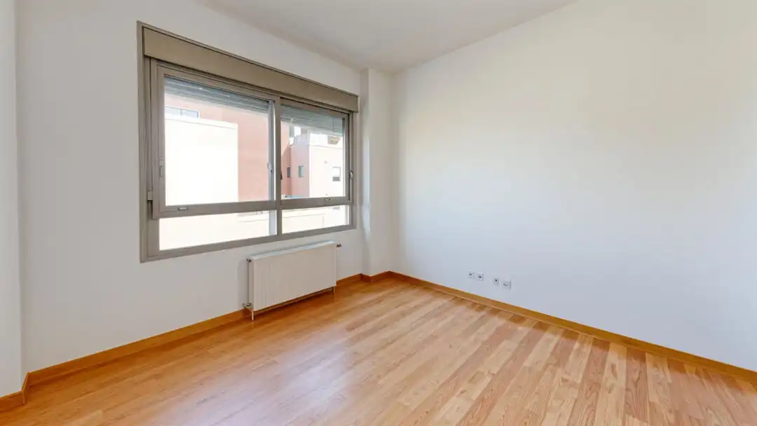 Habitación de Piso de alquiler en Madrid con Aire acondicionado, Calefacción y Jardín privado