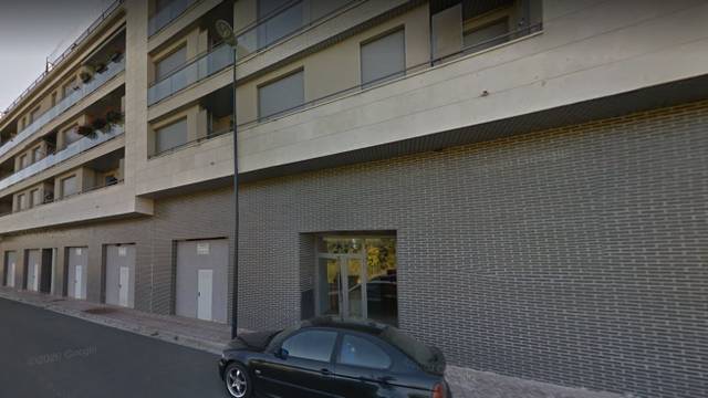 Garaje en Venta en Av Río Iregua  en Albelda de Iregua