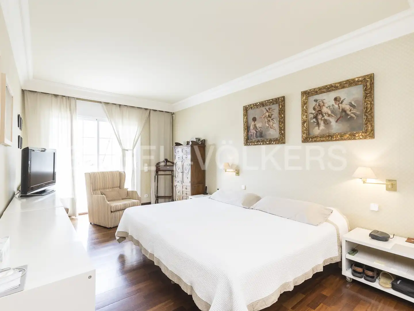 Dormitori de Casa o xalet en venda en Sant Just Desvern amb Aire condicionat, Calefacció i Jardí privat