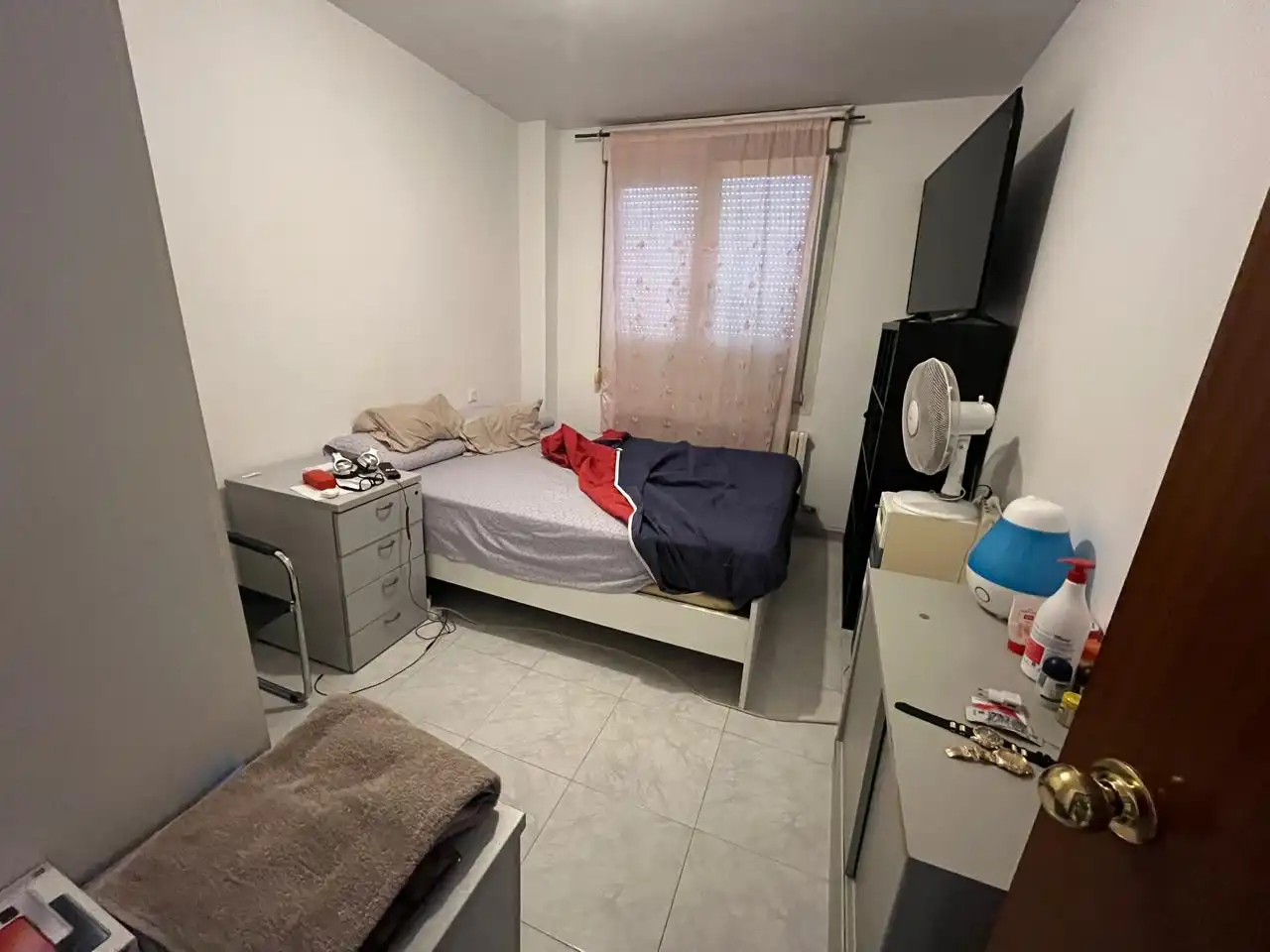 Bedroom of Flat for sale in Zaragoza  with Heating and Furnished