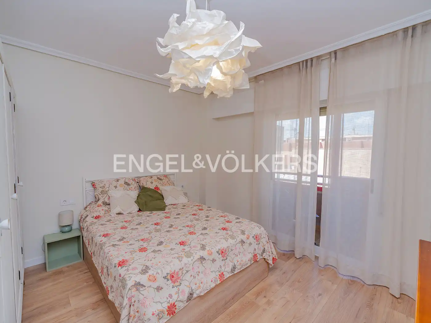 Habitación de Piso en venta en Alicante / Alacant con Aire acondicionado y Calefacción