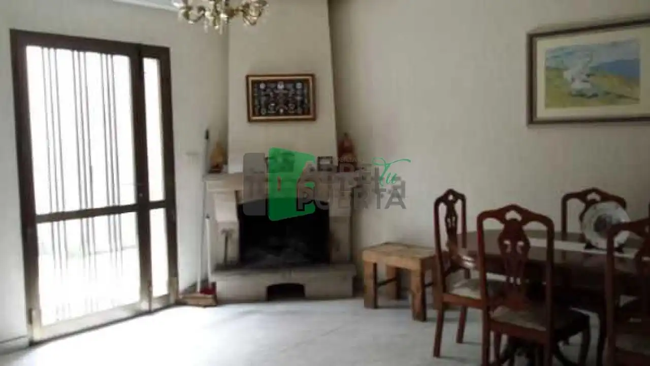 Living room of Houses for sale in Ourense Capital   with Heating, Private garden and Furnished