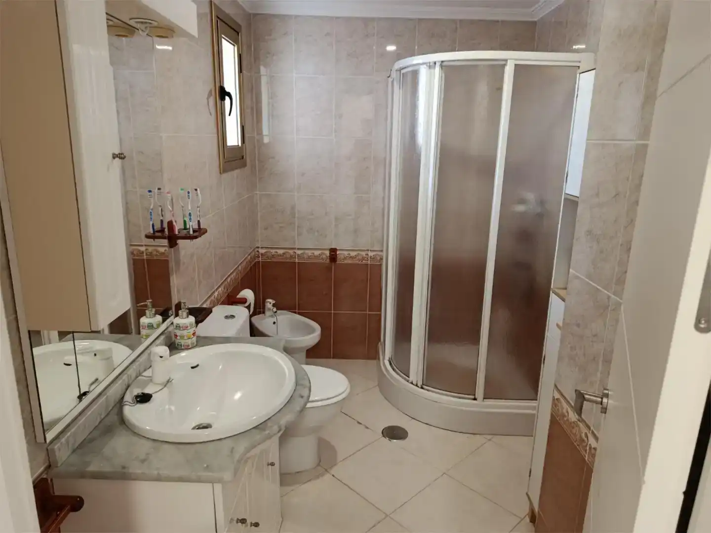 Badezimmer von Wohnung zum Verkauf in Almonte mit Balkon