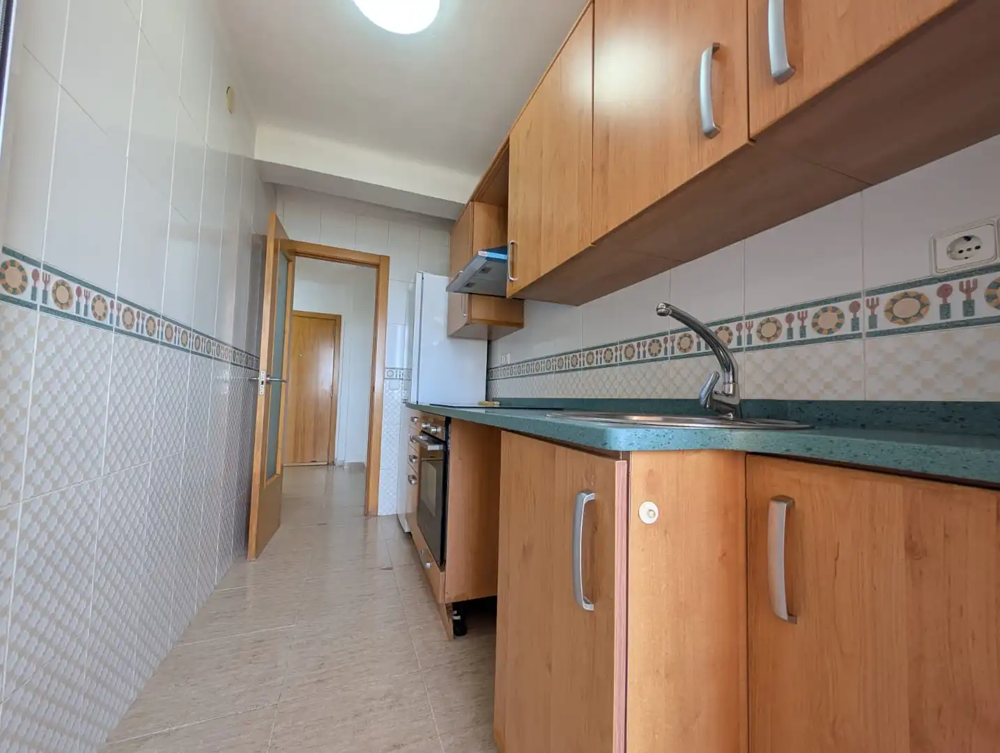 Cocina de Piso de alquiler en Reus con Aire acondicionado, Horno y Balcón