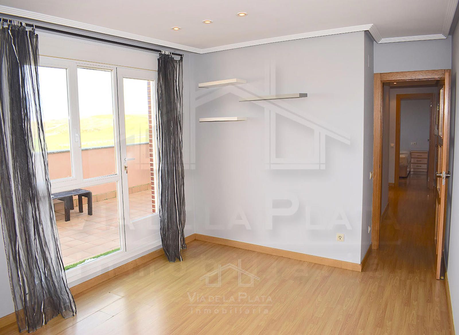 Schlafzimmer von Dachboden zum verkauf in Arapiles mit Heizung, Terrasse und Abstellraum