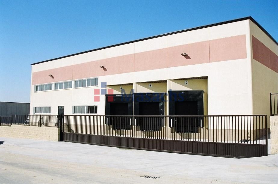 Vista exterior de Nau industrial en venda en Casarrubios del Monte amb Alarma