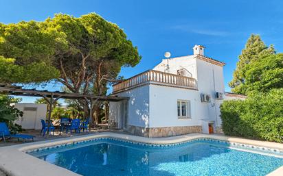 Jardí de Casa o xalet en venda en Dénia amb Aire condicionat, Terrassa i Piscina