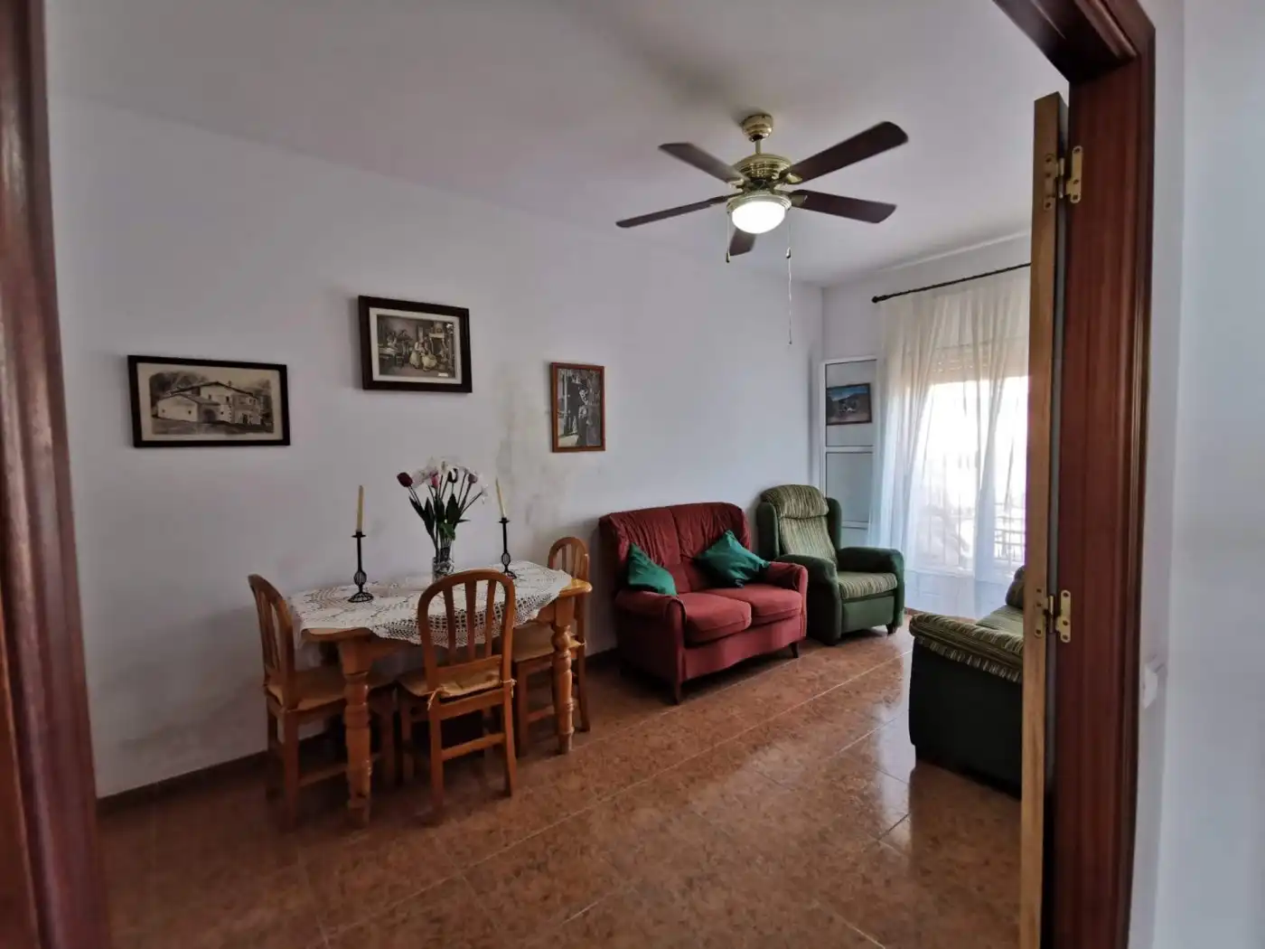Casa adosada en venta en Benamejí