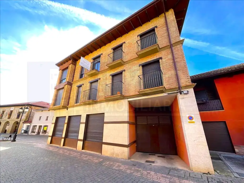 Vista exterior de Apartament en venda en Santurde de Rioja