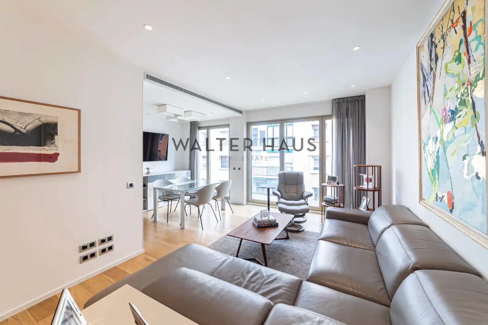 Flat with pool for sale in Plaza de San Juan de la Cruz