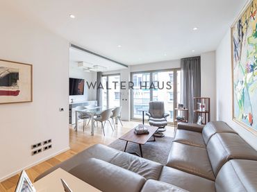 Flat with pool for sale in Plaza de San Juan de la Cruz