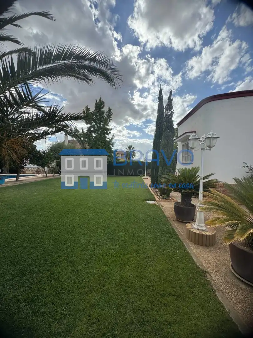 Detached house with terrace for sale in Don Benito, imagen 9