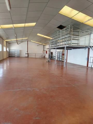 Nave industrial en Alquiler en El Toscar