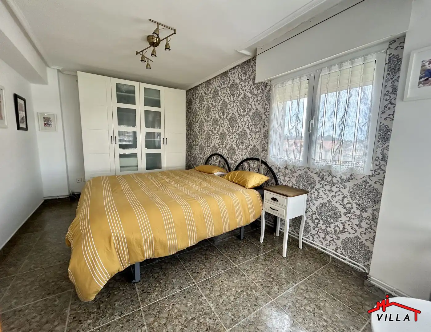 Bedroom of Flat for rent in Laredo  with Heating, Terrace and Furnished