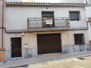 Casa en venta en Calle Corredera 11